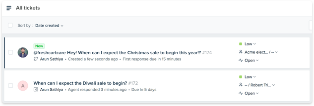 Social media customer service 